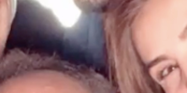 Clotilde Courau, oublié Emmanuel-Philibert, le sourire avec un célèbre aventurier (photo)