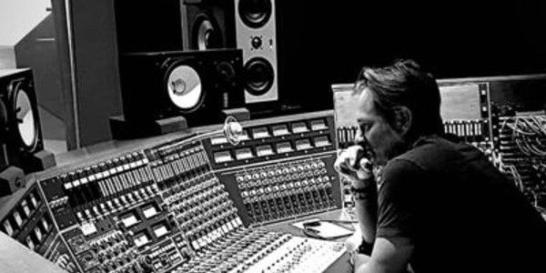 David Hallyday s'en fout de l'album de Johnny (photo)