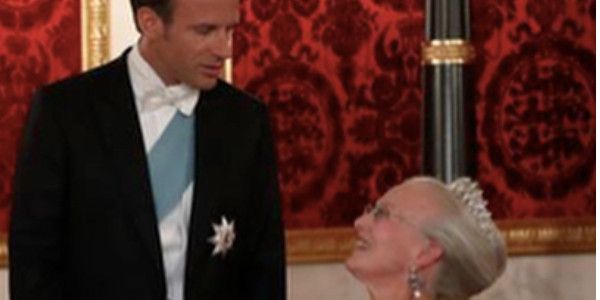 Emmanuel Macron, un moment de complicité avec la reine de Danemark immortalisé (photo)