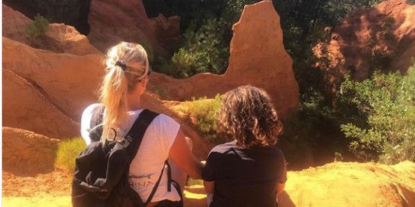 Estelle Lefébure, un tendre moment complice avec son Giuliano en Grèce (photo)