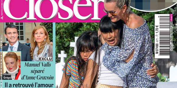 La fille de Johnny Hallyday inconsolable devant la tombe de son père (photo)