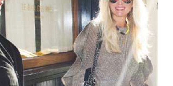 Laeticia Hallyday, son rendez-vous secret chez Cyril Lignac (photo)