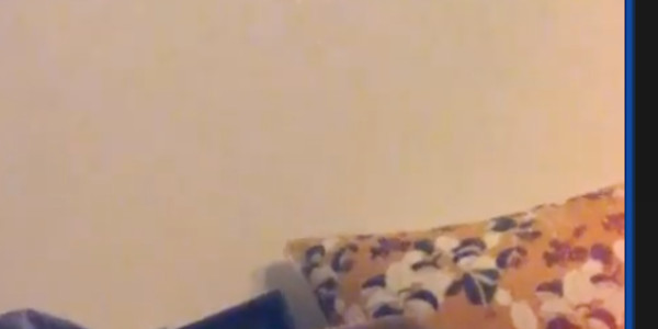 Louane "maman" terrifiée par le coronavirus, photo qui en dit long