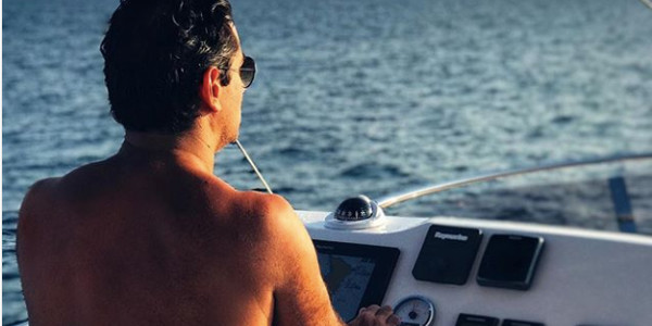 Sylvie Tellier fait une tendre déclaration à son mari, son capitaine (photo)