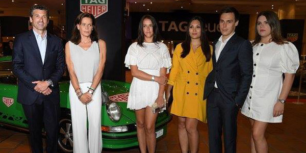 Stéphanie de Monaco entourée de ses enfants pour la visite la Monaco Top Cars Collection