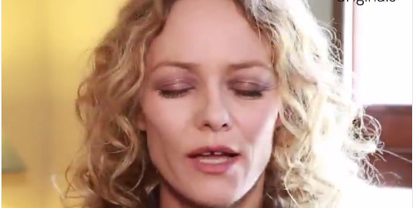 Vanessa Paradis se livre sur ses goûts et ses préférences chez Konbini (vidéo)
