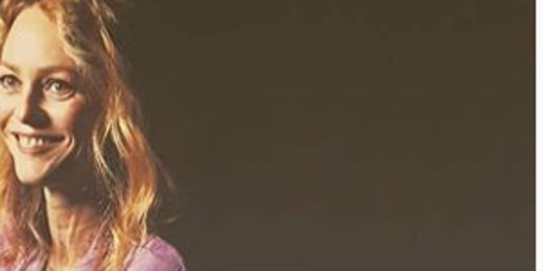 Vanessa Paradis « un talent caché », elle est aussi à l'aise aussi en allemand