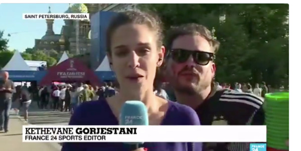 L'envoyée spéciale de France 24 en Russie pelotée en direct (vidéo)