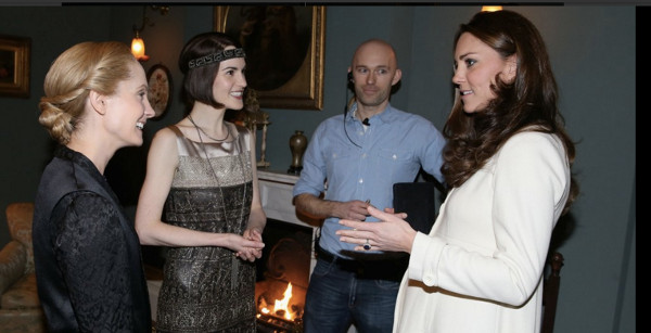 Kate Middleton, les acteurs de Downton Abbey balancent sur son compte