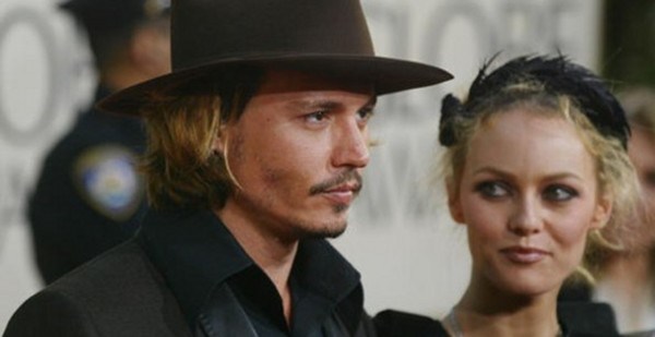 Vanessa Paradis harcèle Johnny Depp selon Vanity Fair