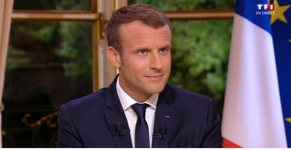 Emmanuel Macron, quel surnom donne-t-il à François Hollande ?