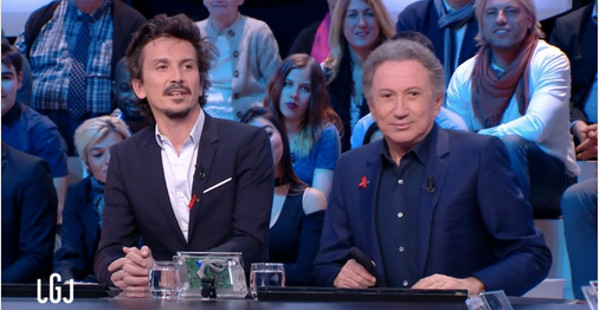 Michel Drucker ému après l'annonce François Hollande (vidéo)