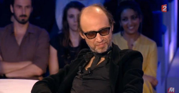 Nicolas Ker ivre pendant On n'est pas couché ? (vidéo)