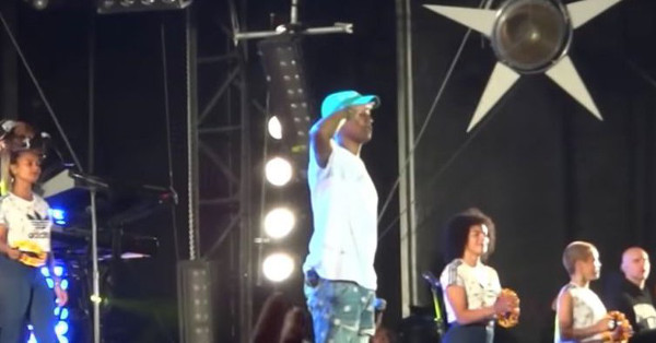 Attentats de Nice- Magnifique marseillaise de Pharrell Williams (vidéo)