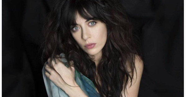 Nolwenn Leroy fière de ses kilos en Une de Closer