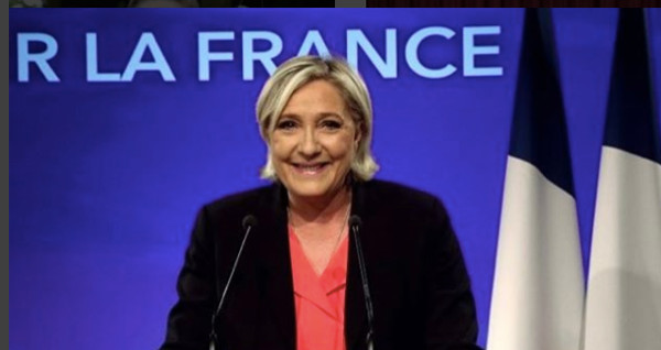 Marine Le Pen « au fond du trou » et « ko debout » depuis sa défaite à la présidentielle