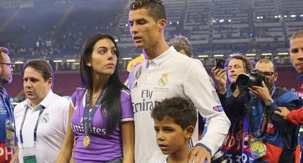 Cristiano Ronaldo et Georgina Rodriguez attendent une petite fille !