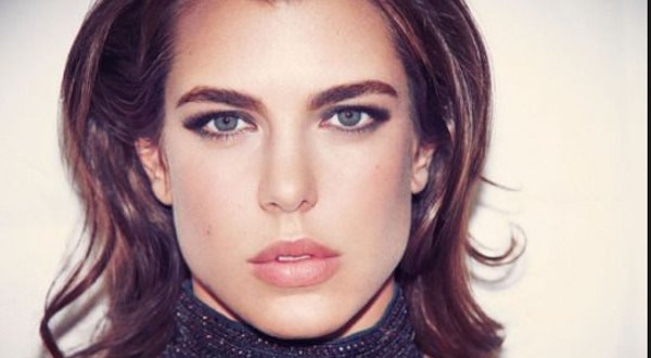 Charlotte Casiraghi et Caroline de Monaco, un tendre moment de complicité immortalisé (photo)