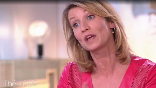 Alexandra Lamy évoque sa rencontre « complètement dingue » avec Angelina Jolie (vidéo)