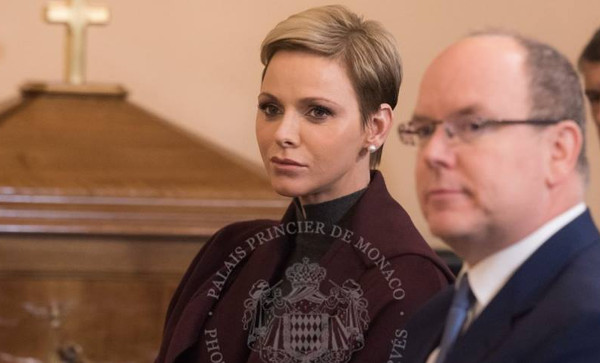 Charlène de Monaco « un peu triste » aux célébrations de la Sainte Dévote (photo)