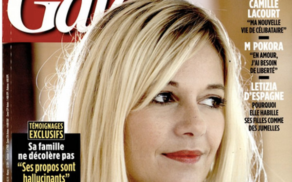Flavie Flament manipulée par les spy ? Son frère accuse