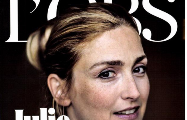Julie Gayet se fait discrète à l'Elysée selon L'OBS