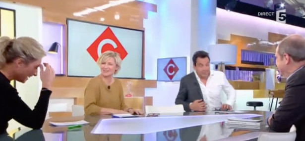 « C à vous », Quand Patrick Cohen arrive en retard (vidéo)