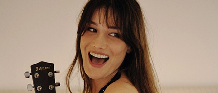 Carla Bruni-Sarkozy - Cette fois, c'est la rupture ?selon France Dimanche