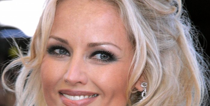 Adriana Karembeu, loin d'être détruite par son père
