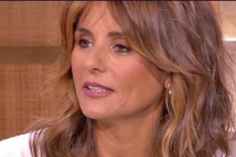 Fraîchement recasée, Faustine Bollaert se confie sur le temps qui file : “C'est troublant”