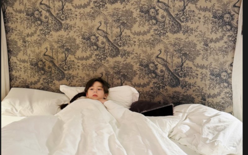 Adriana Karembeu répond à l'attaque de son ex en postant un tendre cliché