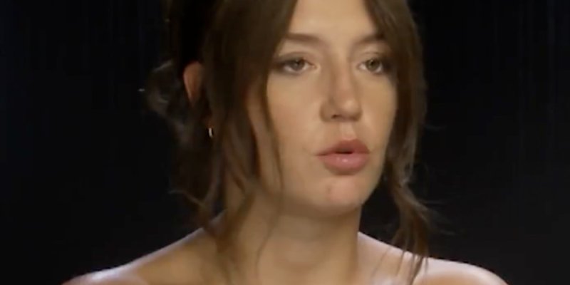 Adèle Exarchopoulos dévoile le nom de famille choc de sa mère