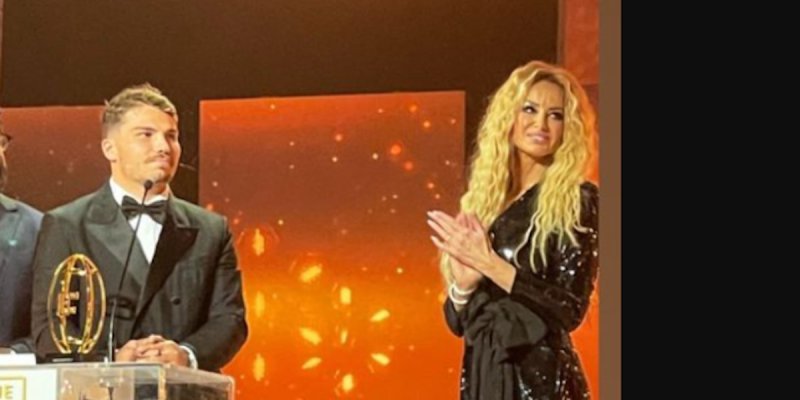 Adriana Karembeu sans Stomy Bugsy à la nuit du Rugby : Sa soirée éblouissante avec Antoine Dupont