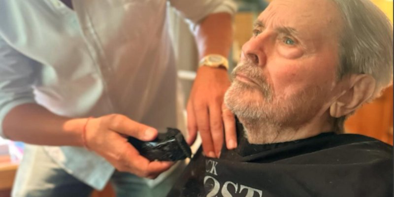 Alain Delon mourant ? Anouchka donne des nouvelles