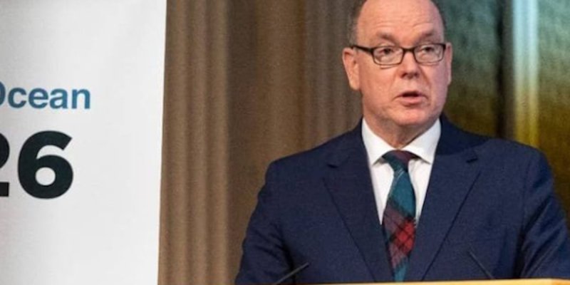 Albert de Monaco escorté par ses jumeaux à Glasgow, la vraie raison dévoilée