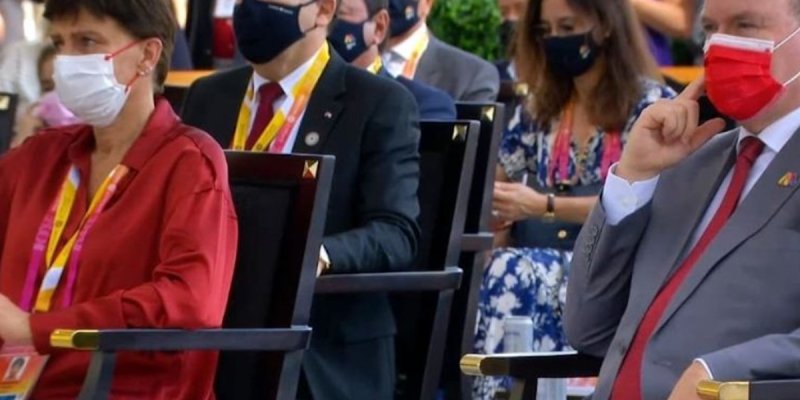 Albert de Monaco, faux-bond de Charlène encore fragilisée à Dubaï, le SOS à Stéphanie de Monaco (photo)