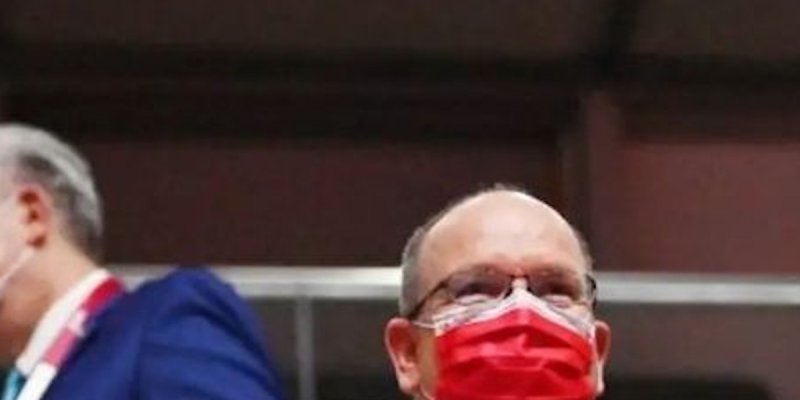 Albert de Monaco sans Charlène à Tokyo - une triste apparition en tribune (vidéo)