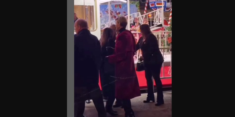 Albert et Charlène de Monaco - Leurs jumeaux Jacques et Gabriella de Monaco absents Village de Noël, la raison révélée