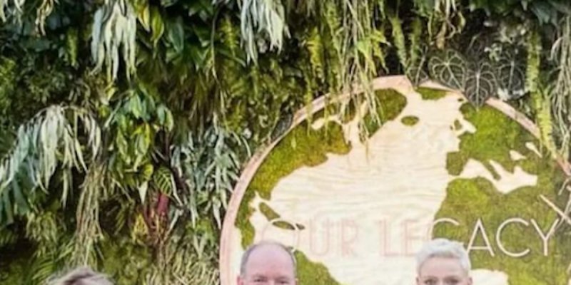 Albert et Charlène de Monaco souriants et unis - Leur claque à la Suédoise qui veut briser leur couple