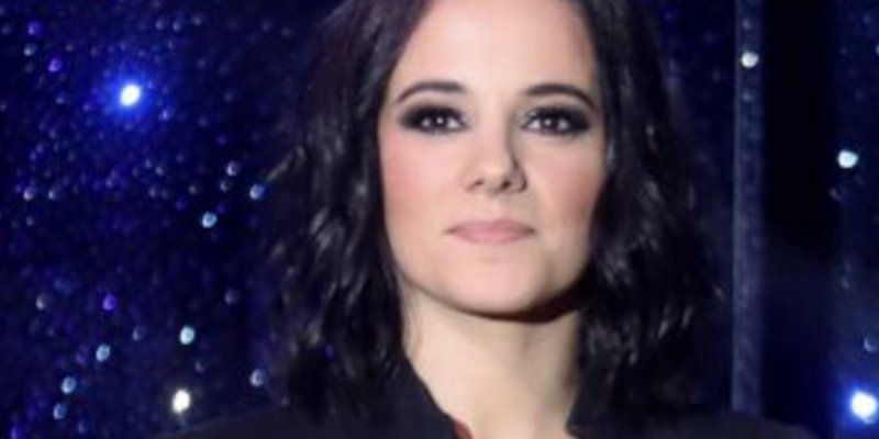 Alizée victime de grossophobie : la chanteuse répond aux critiques