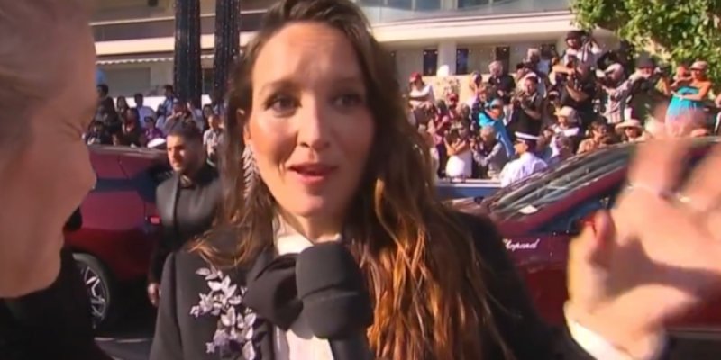Anaïs Demoustier enceinte à Cannes : le mystère du père de son enfant plane