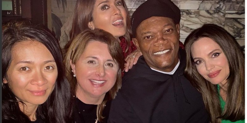 Angelina Jolie - fin de solitude - Samuel L Jackson lui redonne le sourire (photo)
