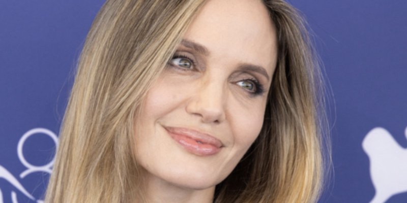 Angelina Jolie, pourquoi voulait-elle devenir croque-mort ?