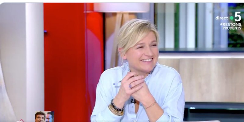 Anne-Elisabeth Lemoine "froissée" par Arnaud Montebourg - ce commentaire qui passe mal