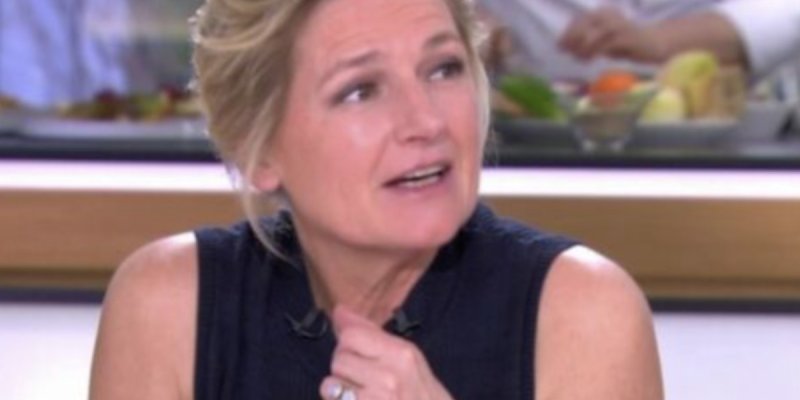 Anne-Elisabeth Lemoine, son message à Bertrand Chameroy absent de "C à vous"