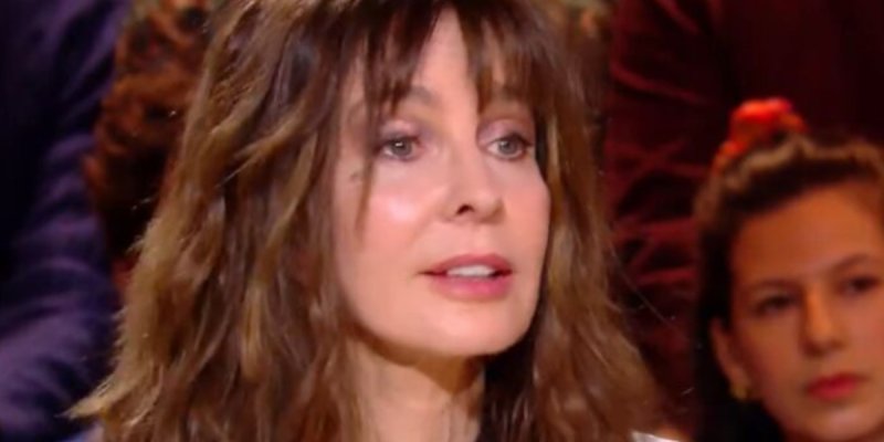 Anne Parillaud condamne Alain Delon, un père toxique ?