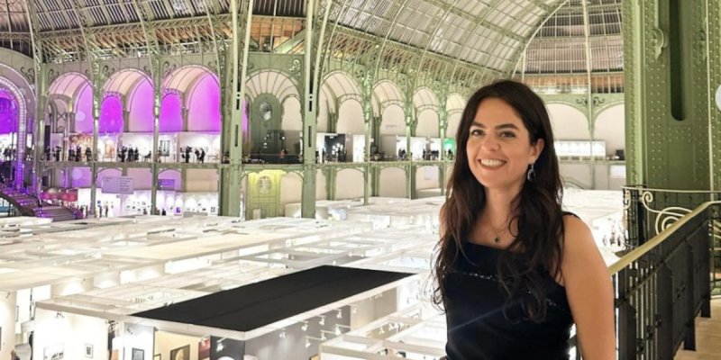 Anouchka Delon s'inquiète pour Elton John, qui perd la vue