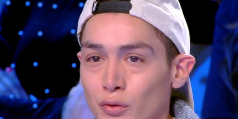 Aqababe victime d'une violente agression à son domicile : Son témoignage bouleversant dans TPMP !