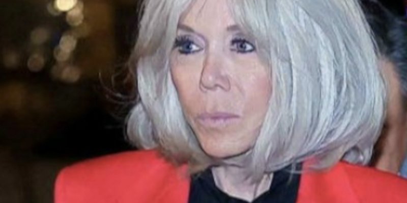 Brigitte Macron distante ? Ces images qui intriguent les internautes