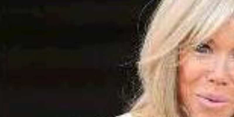 Brigitte Macron - Elle en pincerait pour la plongée
